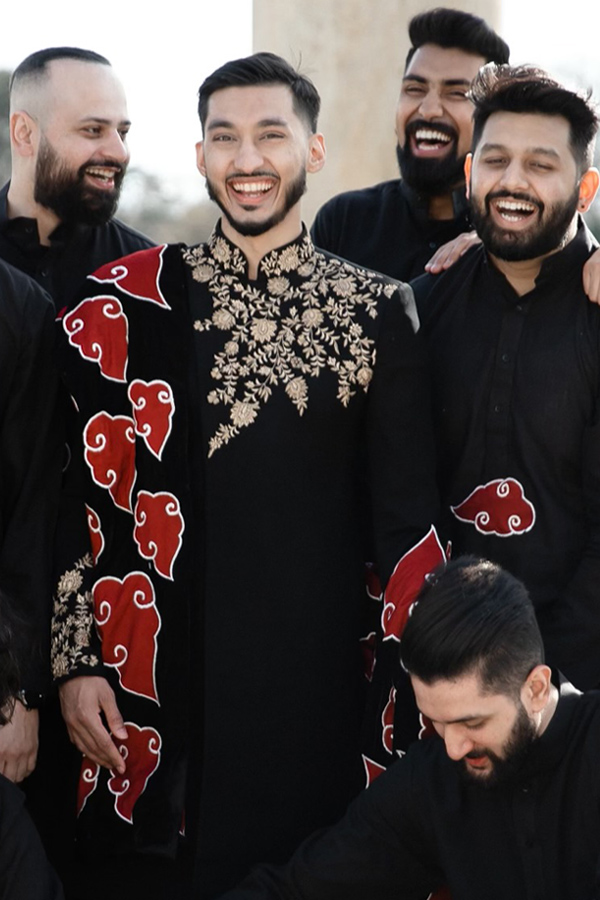 BLACK EMBROIDERED SHERWANI